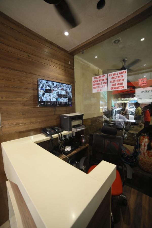 Hotel Shri Ram Residency อัครา ภายนอก รูปภาพ
