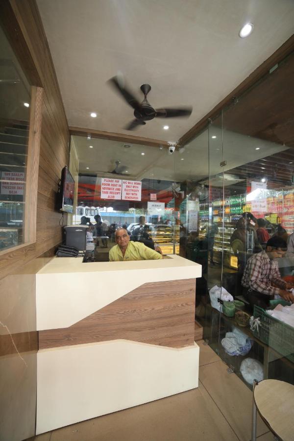 Hotel Shri Ram Residency อัครา ภายนอก รูปภาพ
